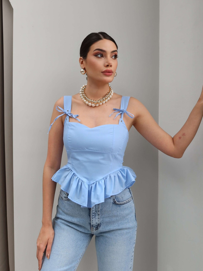 Sırt Kuşgözü Detaylı Askılı Bluz
