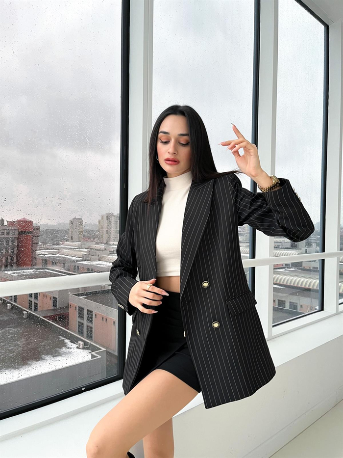 Siyah Çizgili Blazer Ceket
