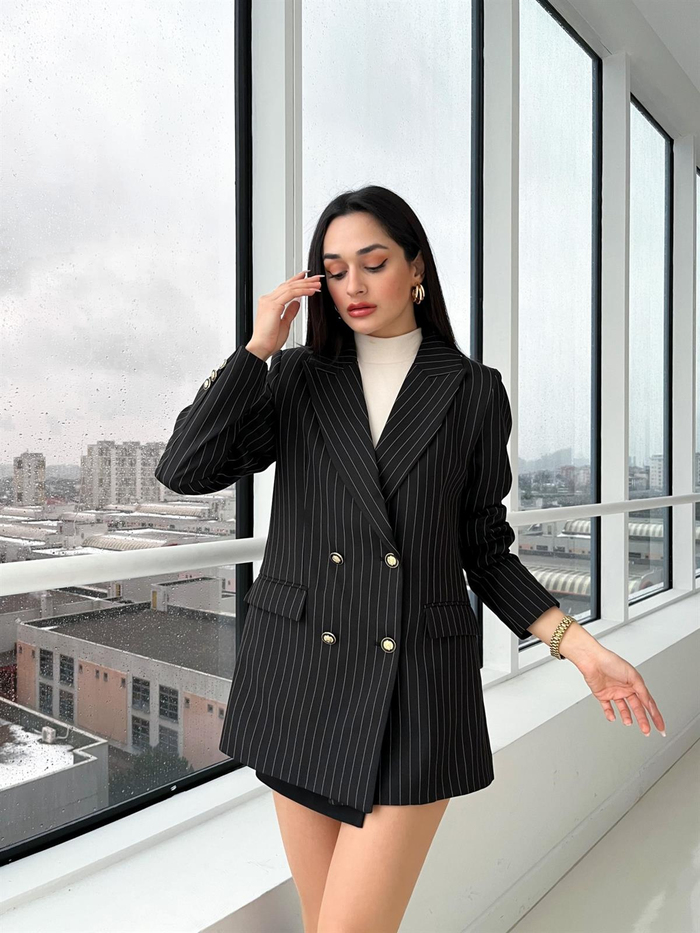 Siyah Çizgili Blazer Ceket