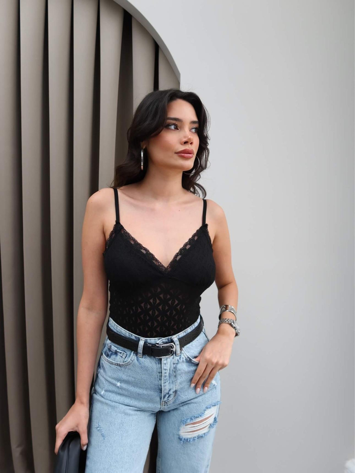 Siyah Dantelli Crop Bluz