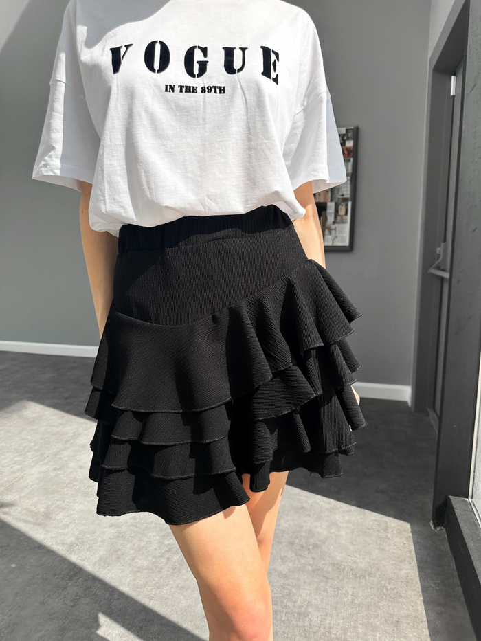 Siyah Fırfırlı Mini Etek