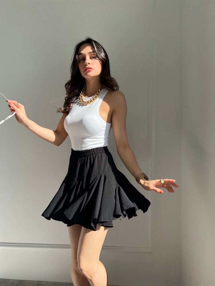 Siyah Fırfırlı Mini Etek
