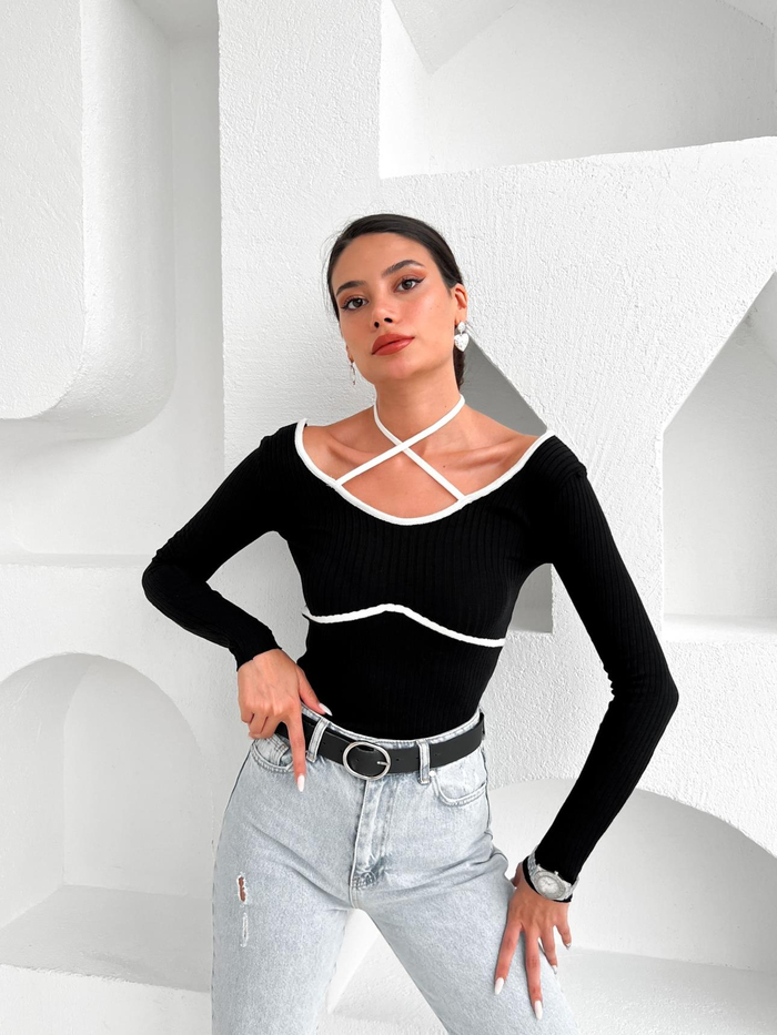 Siyah Fitilli Body Triko