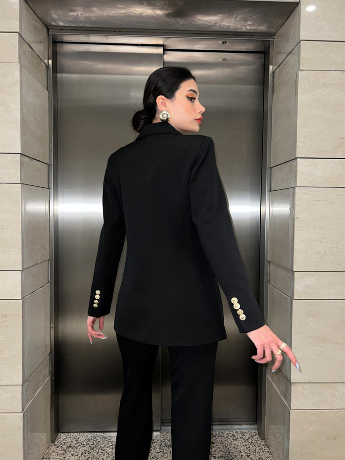 Siyah Gold Düğmeli Pantolon Takım
