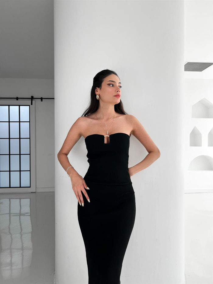 Siyah Gold Tokalı Straplez Elbise