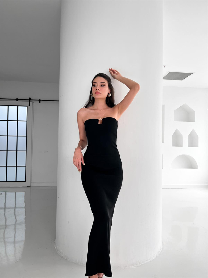 Siyah Gold Tokalı Straplez Elbise