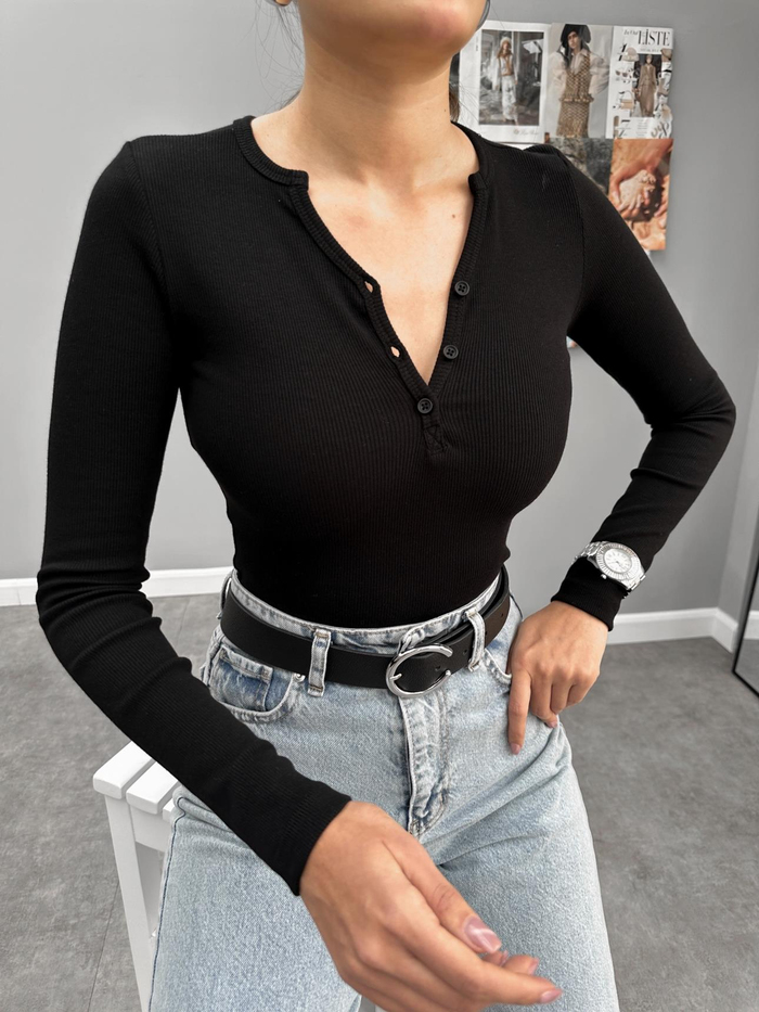 Siyah İnce Düğmeli Body