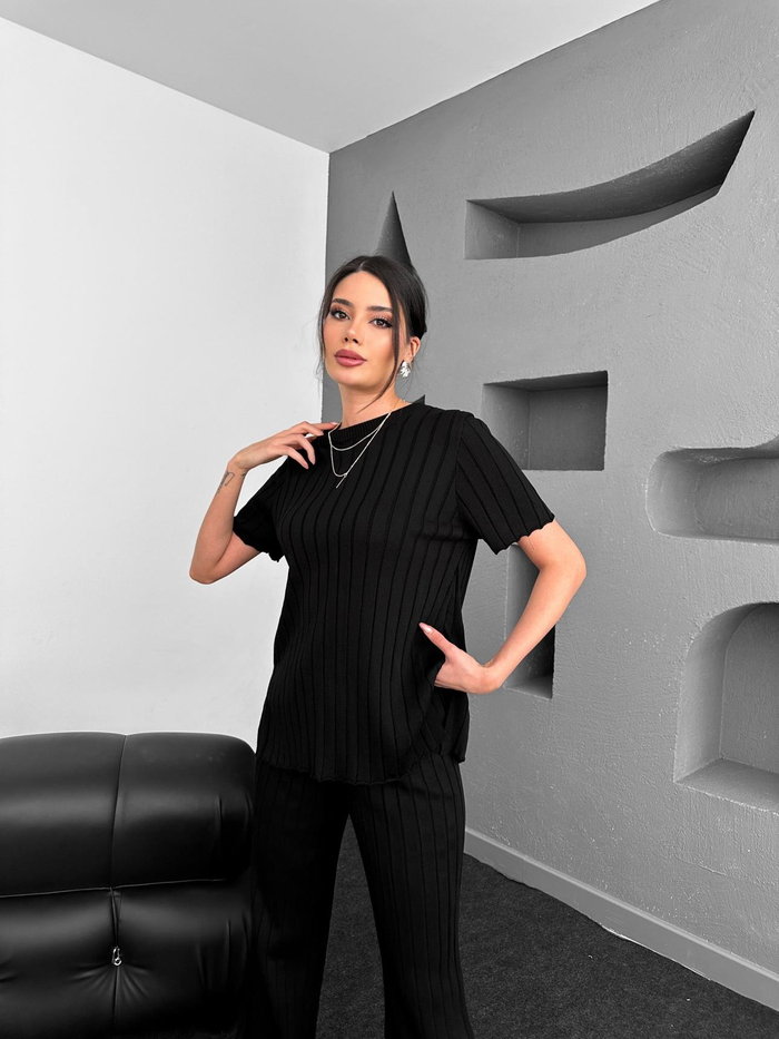 Siyah Kalın Fitilli Triko Takım