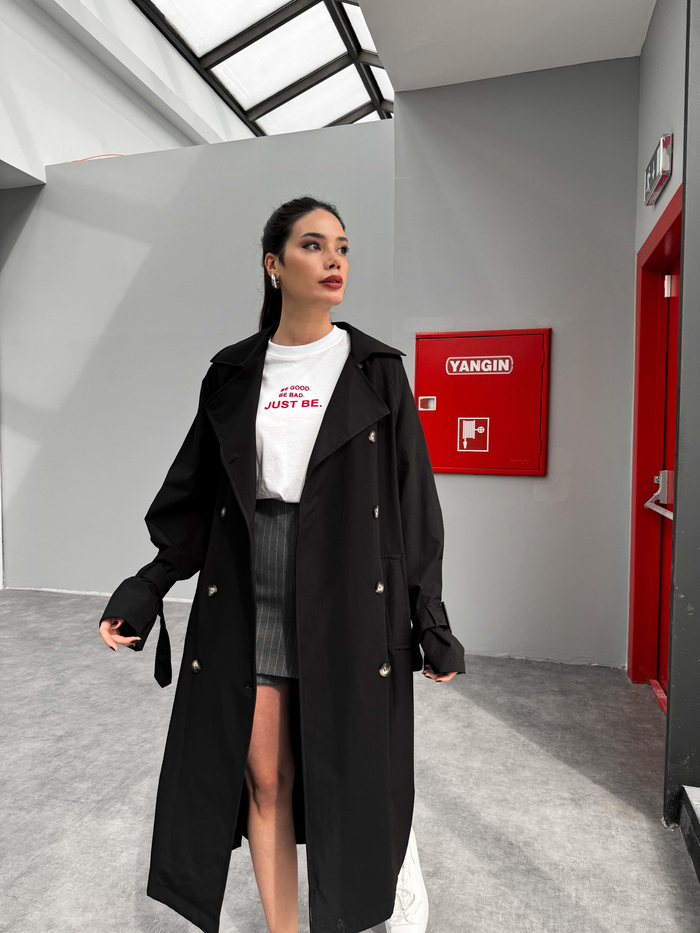 Siyah Kruvaze Belden Kemerli Trench