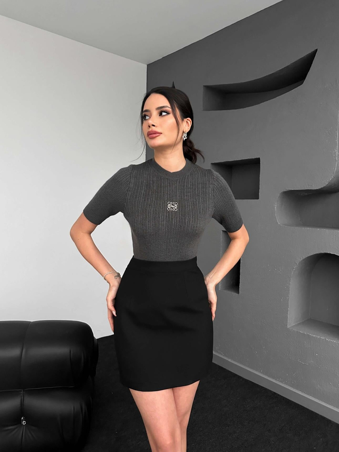 Siyah Mini Etek