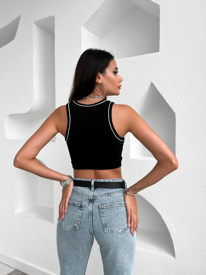 Siyah Nakışlı Crop