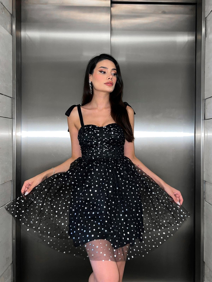Siyah Omuz Bağlamalı Stars Elbise