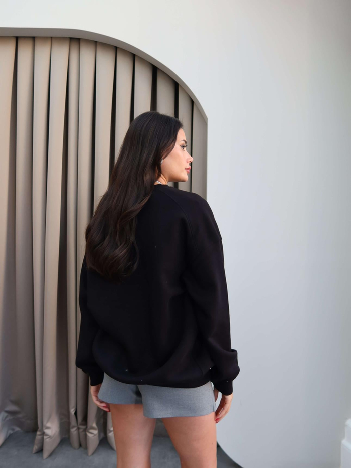 Siyah Oversize Şardonlu Sweatshirt