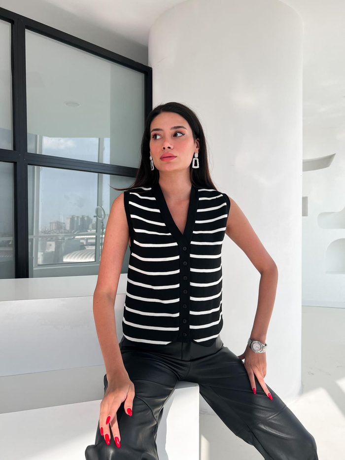 Siyah Pinstripe Yelek