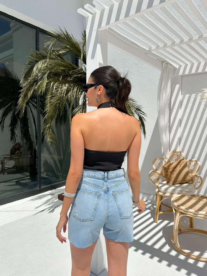 Siyah Rose Detaylı Bluz