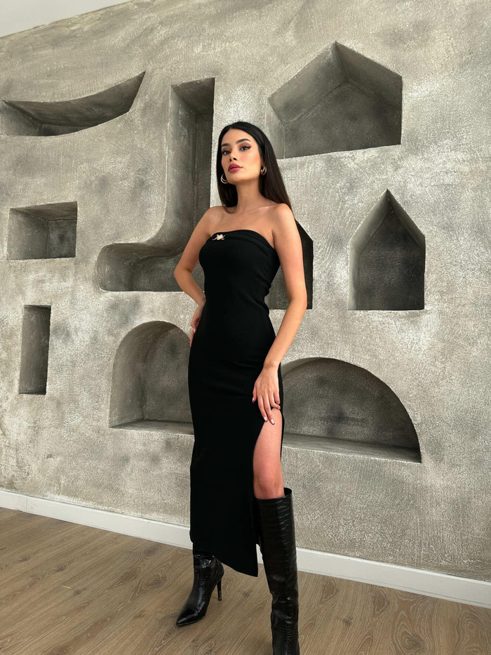 Siyah Strapless Yırtmaçlı Elbise