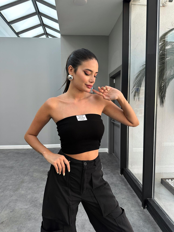 Siyah Straplez Kaplı Fitilli Crop