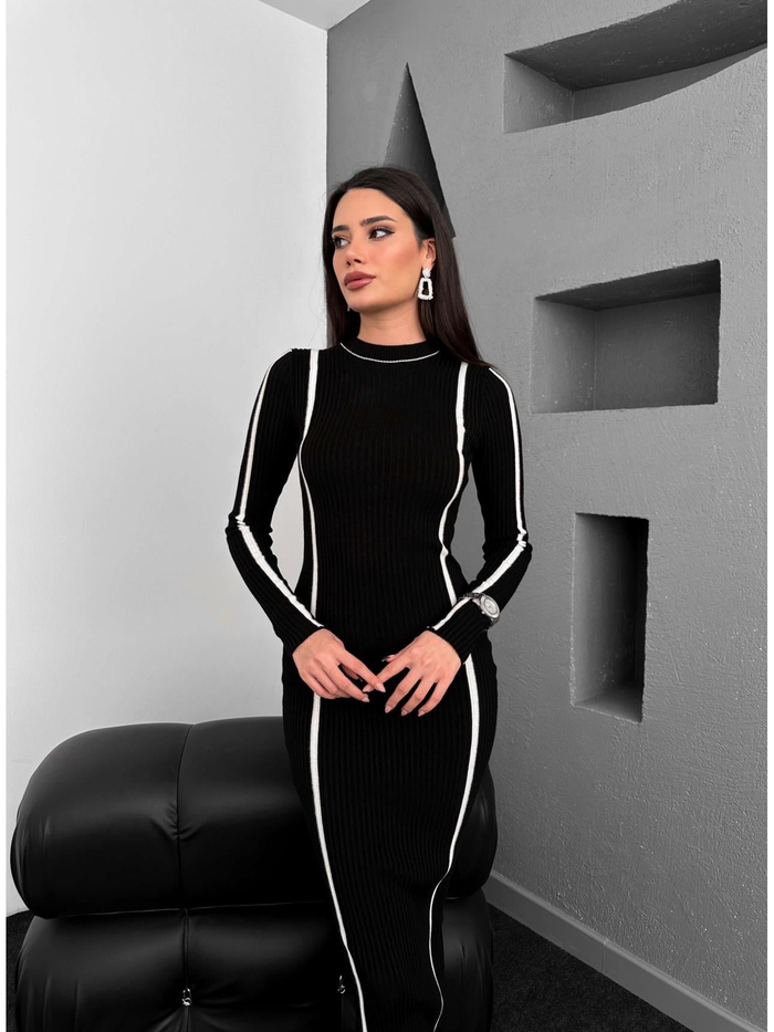 Siyah Taş Çizgili Triko Elbise