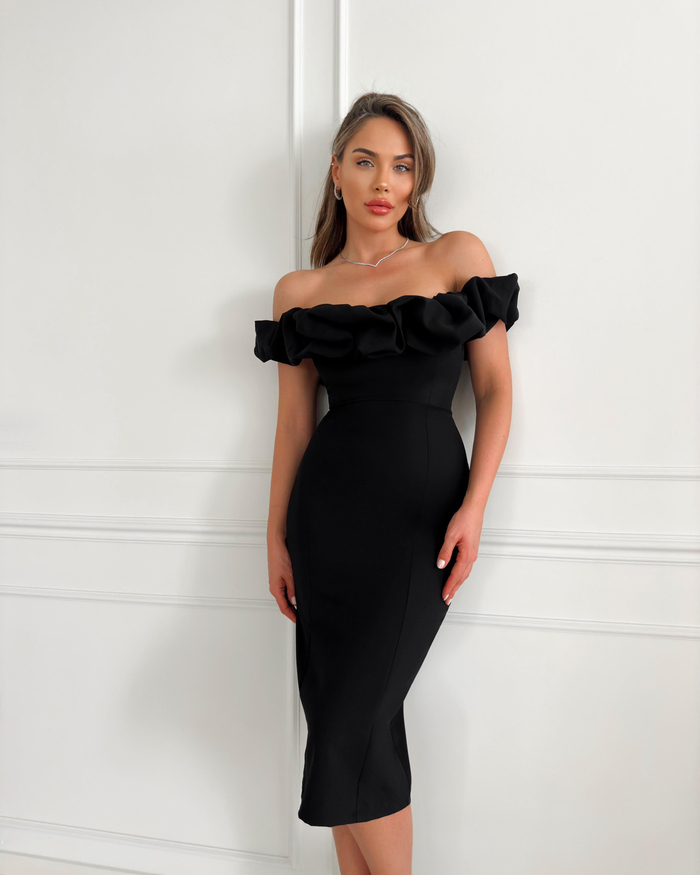 Siyah Yaka Frilly Fitted Elbise