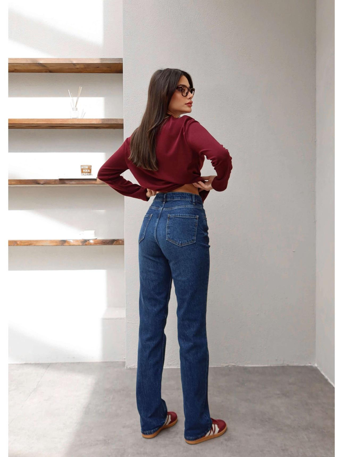 Straight Fit Jean