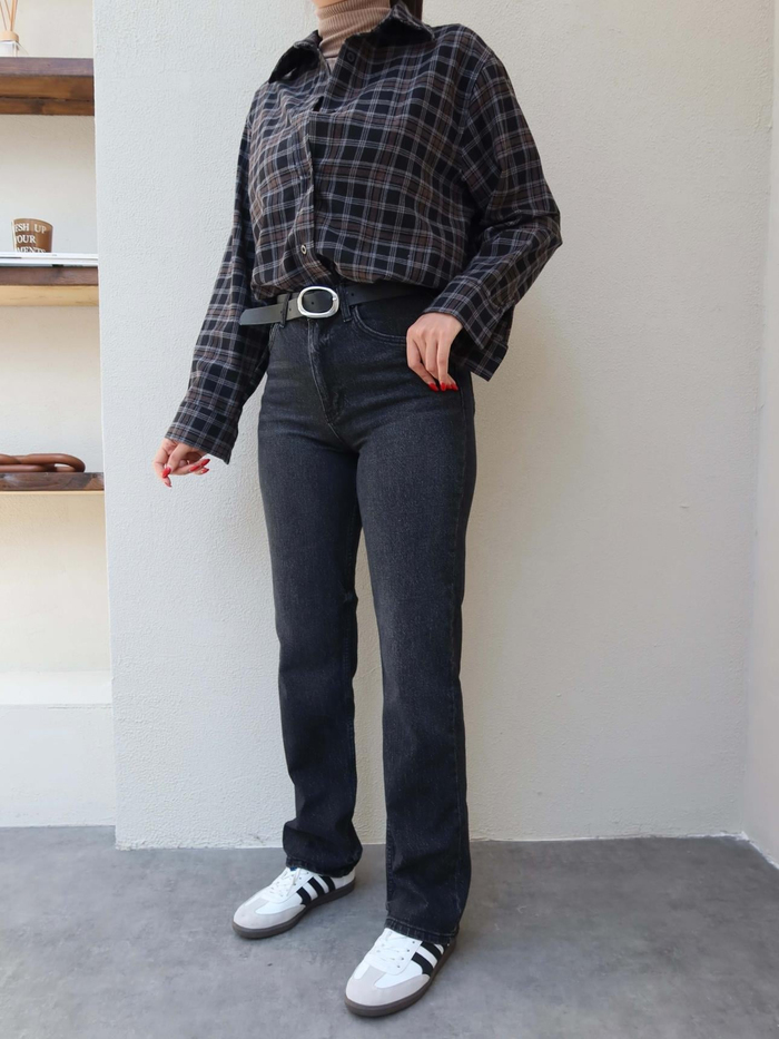 Straight Fit Jean