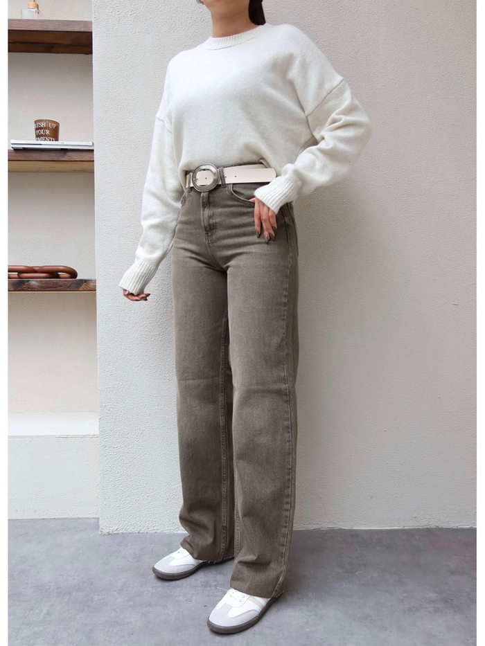 Straight Paça Kesik Jean