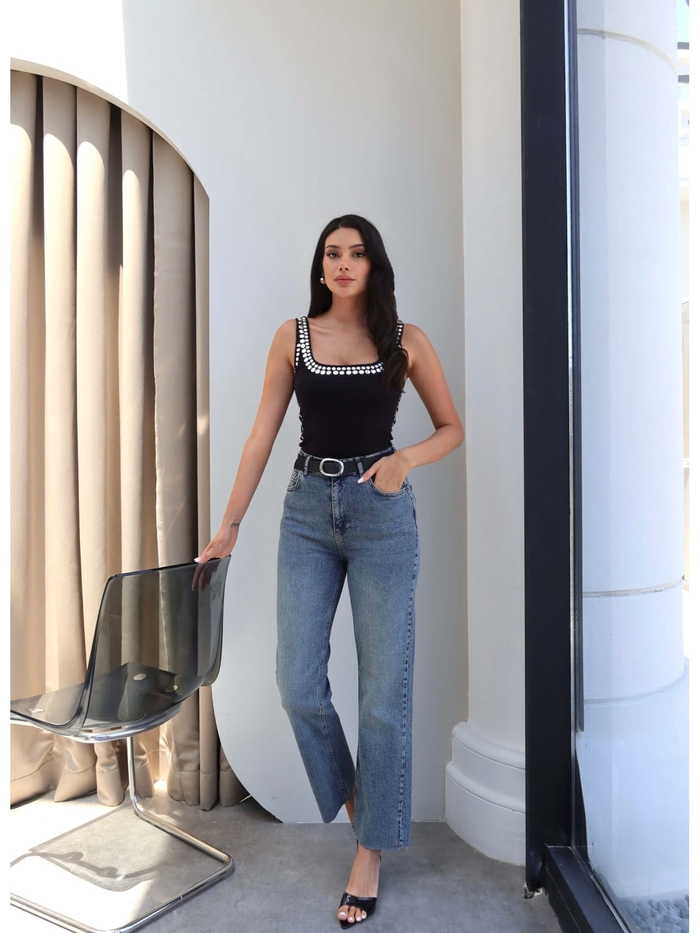 Straight Paça Kesik Jean