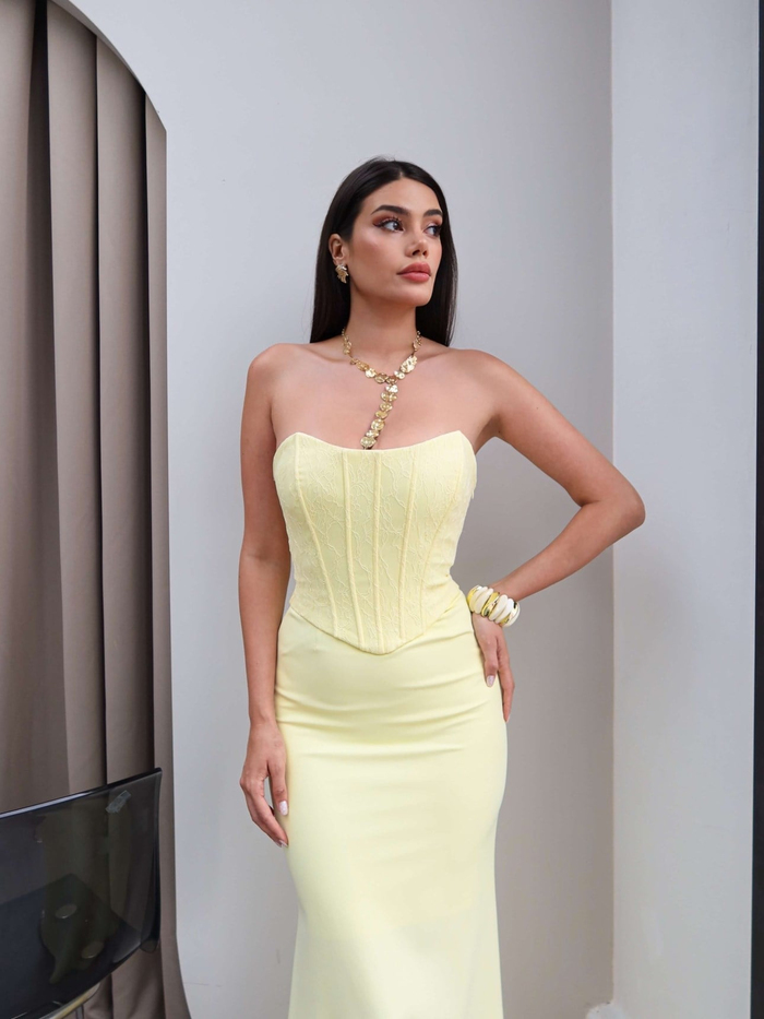 Straplez Korse Detaylı Uzun Elbise