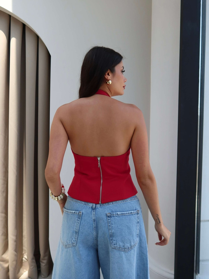 Süs Düğmeli Halter Yaka Bluz