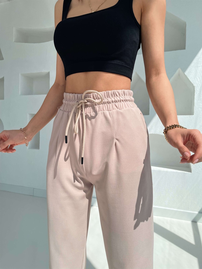 Taş Bel Lastik Paça Pensli Pantolon