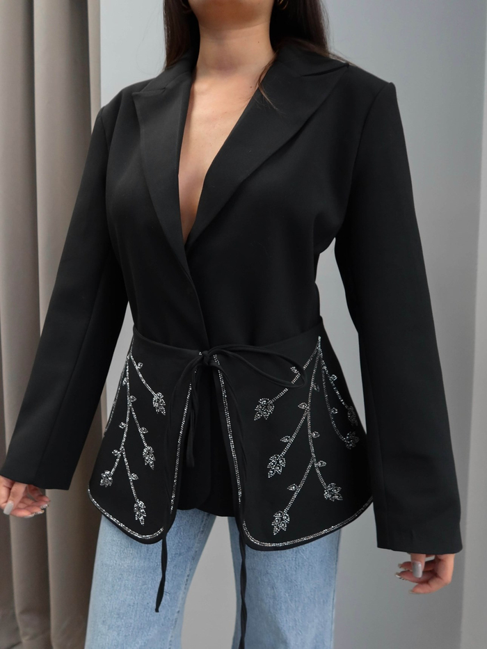 Taş İşleme Kuşaklı Blazer Ceket