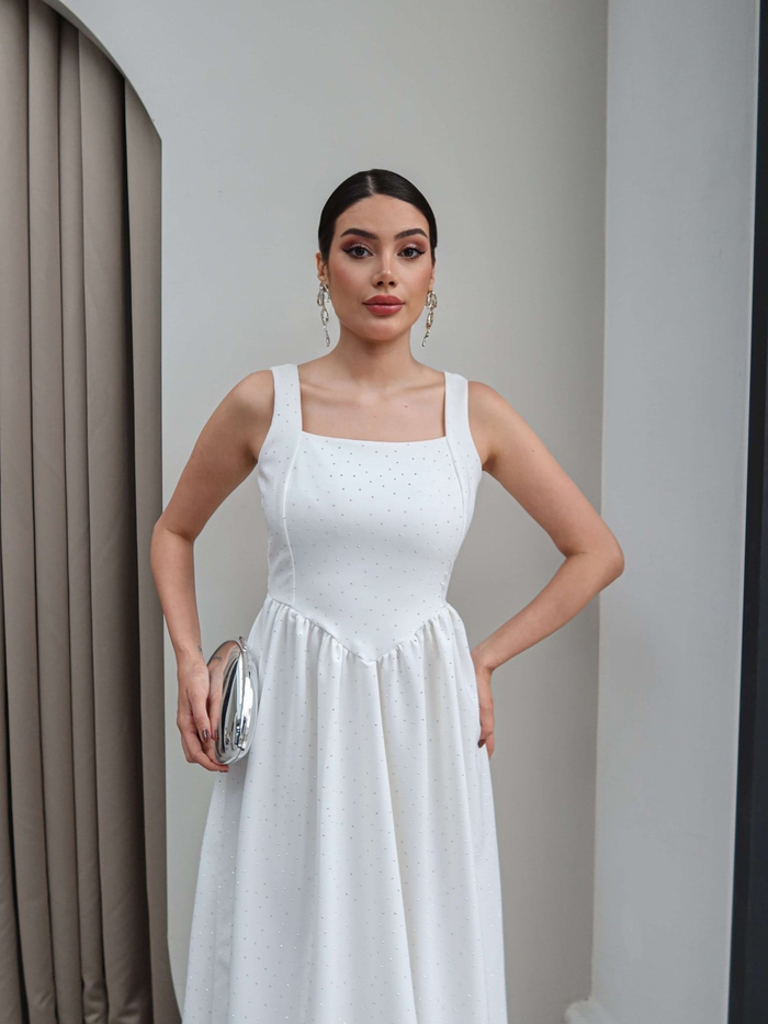 Taşlı Bel Bağlamalı Elbise
