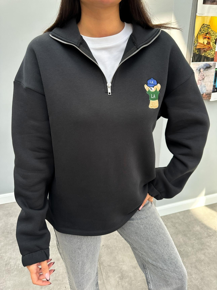 Teddy Bear Nakışlı Dik Yaka Sweatshirt