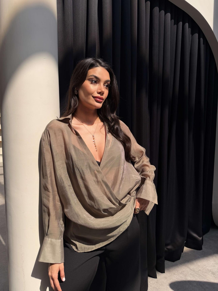 Transparan Parlak Gömlek