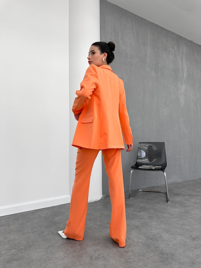 Turuncu Blazer Üçlü Takım
