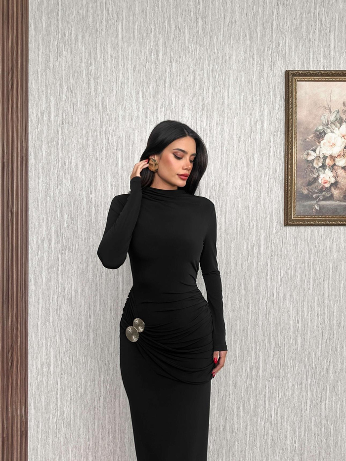 Uzun Kol Aksesuar Drapeli Maxi Elbise
