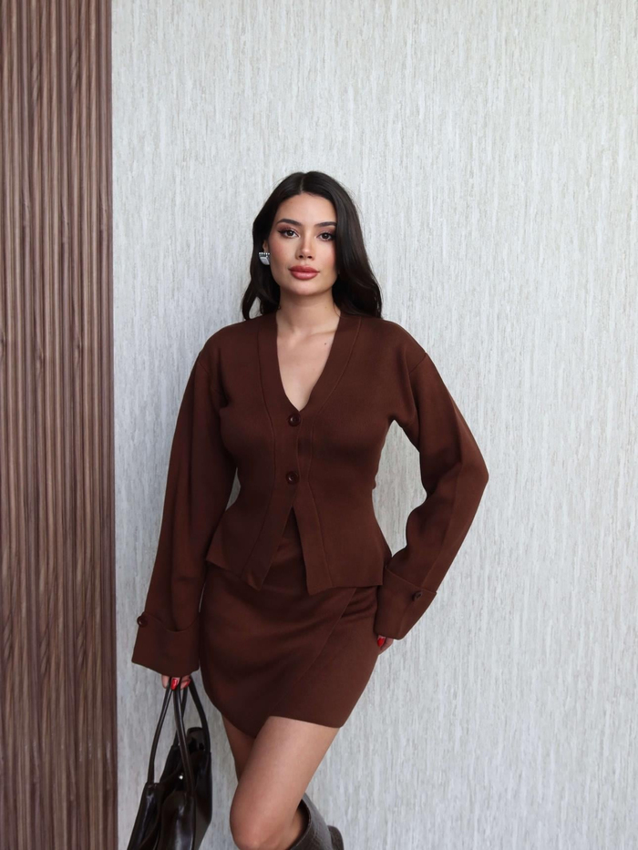 Uzun Kol Etekli Triko Takım