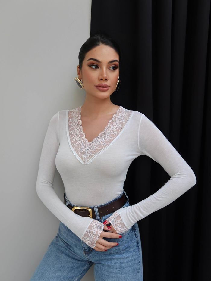 V Yaka Dantelli Bluz