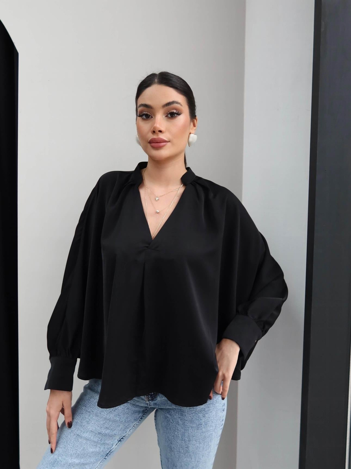 V Yaka Dökümlü Gömlek