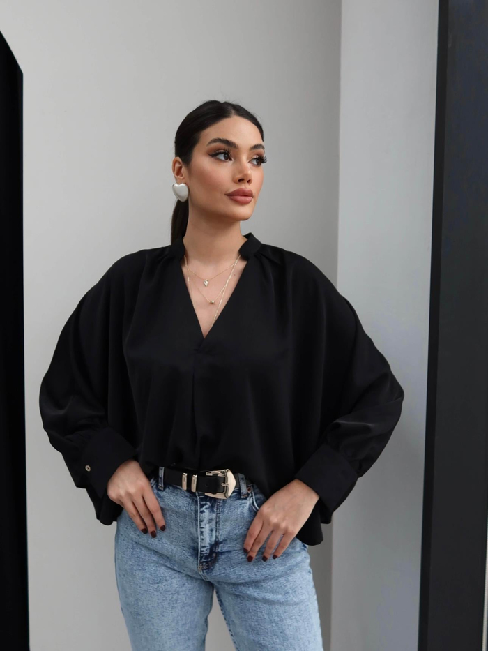 V Yaka Dökümlü Gömlek