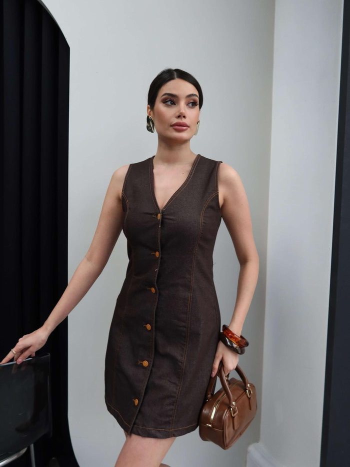 V Yaka Ön Düğmeli Denim Elbise