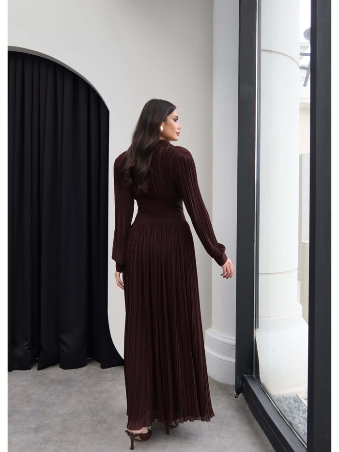 V Yaka Piliseli Maxi Elbise