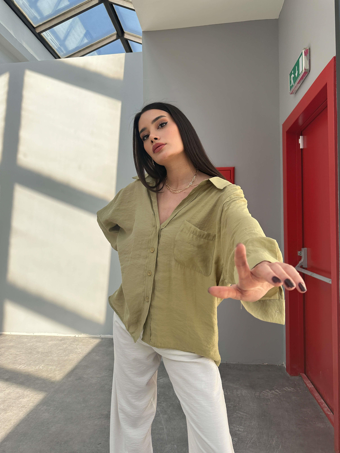 Yağ Yeşili  Low Shoulder Gömlek