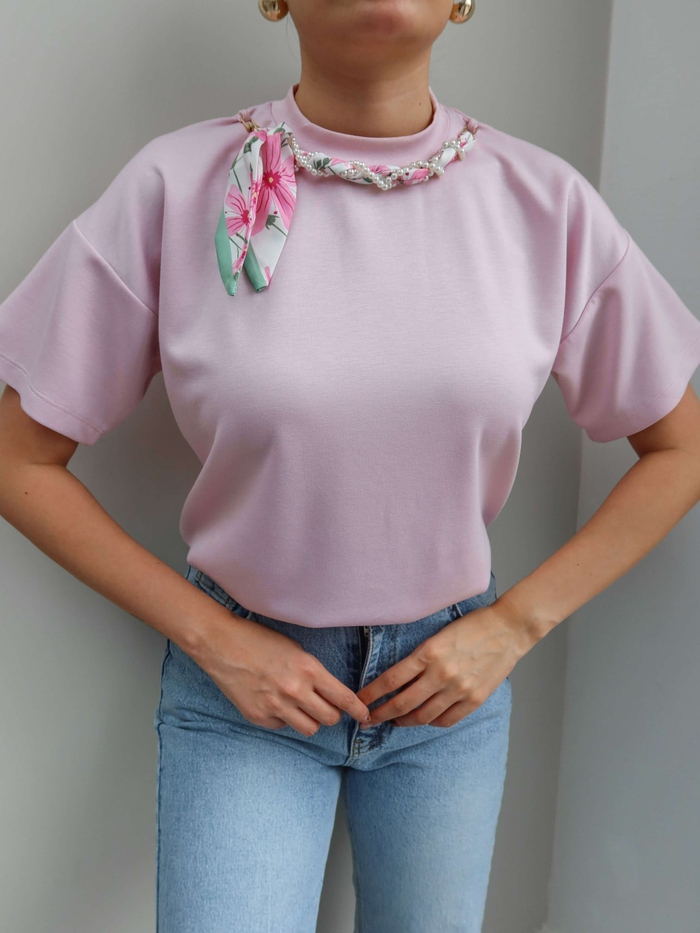 Yaka İnci Fularlı Modal Tshirt