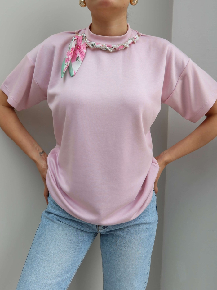 Yaka İnci Fularlı Modal Tshirt
