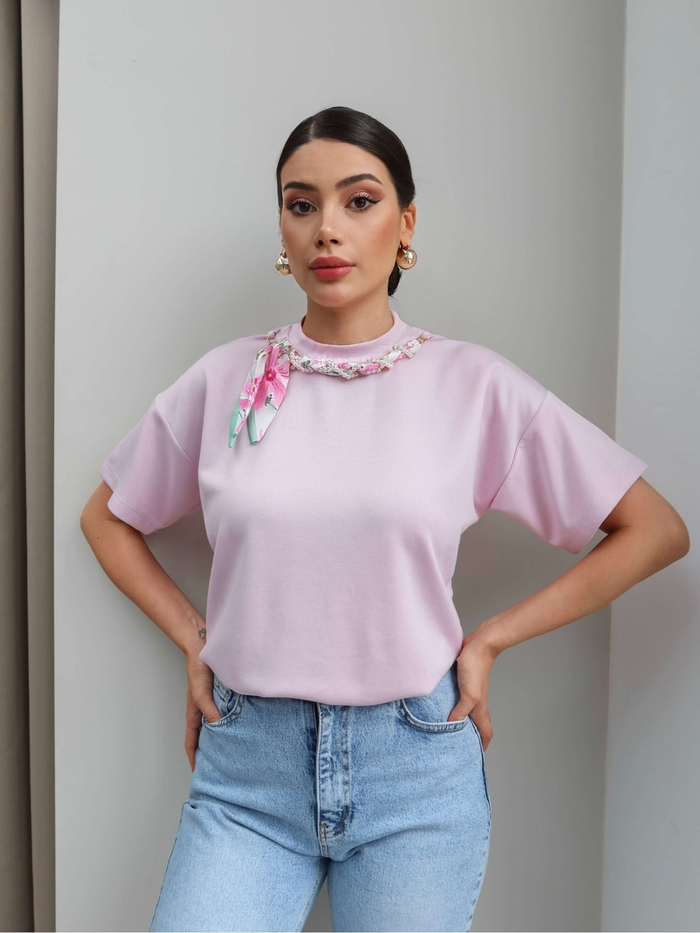 Yaka İnci Fularlı Modal Tshirt