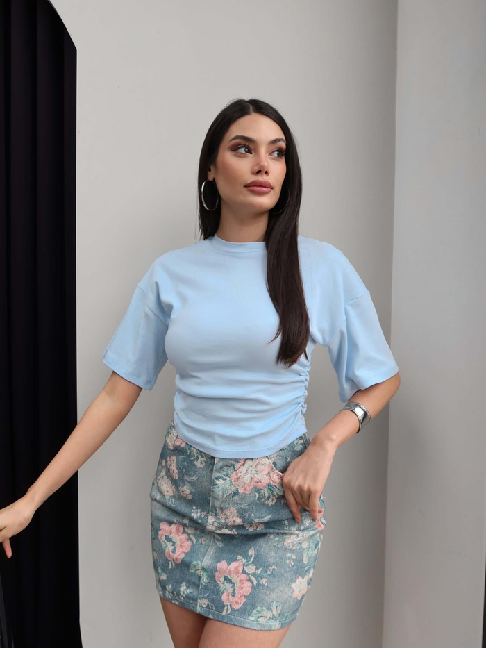 Yan Büzgülü Crop Tshirt