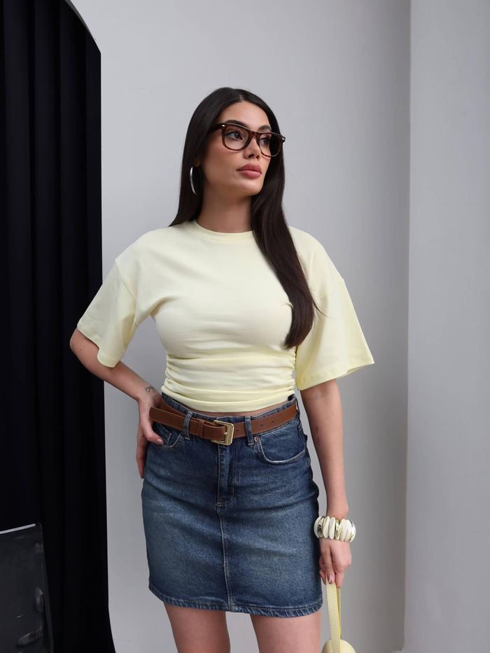 Yan Büzgülü Crop Tshirt