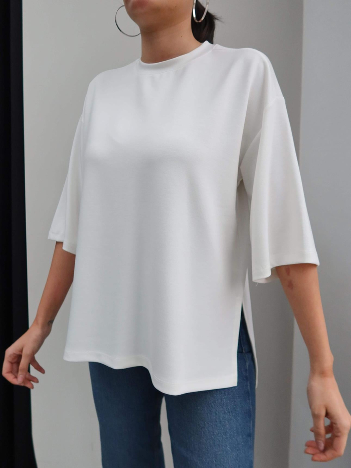 Yan Yırtmaçlı Tshirt