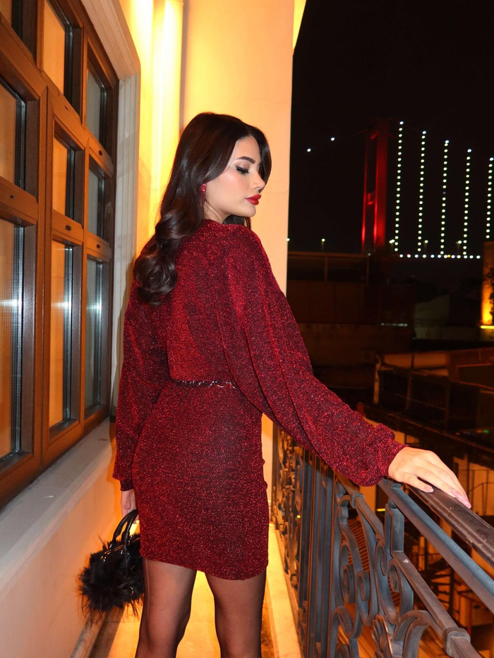 Yarasa Kol Bel Lastikli Simli Elbise